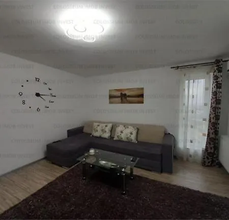 Luca Apartament *